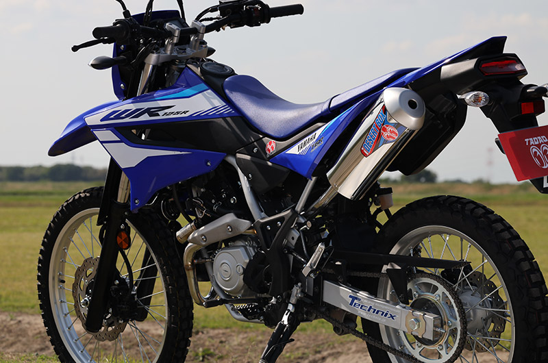 WR125Rのエンジン性能をフォローしてくれるマフラー登場！